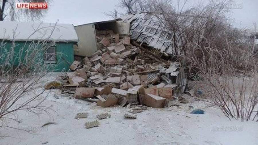 В Волгоградской области фура с яйцами разрушила дом в деревне