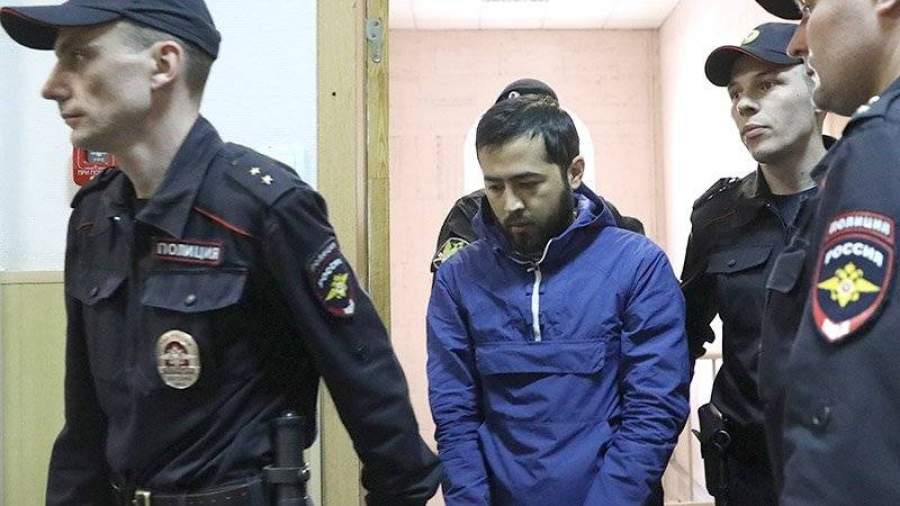 Акрам Азимов дал показания на своего брата в суде