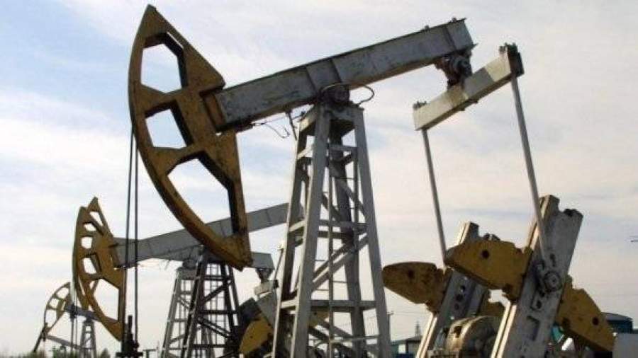 Побит 12-летний рекорд цены на нефть: за сутки она подешевела на 8%