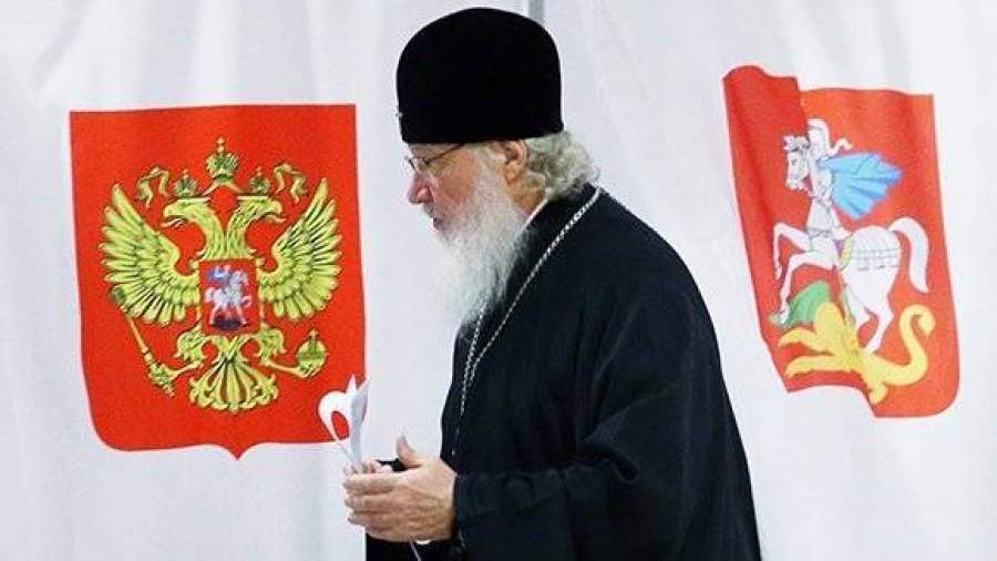 Патриарх Кирилл проголосовал на избирательном участке в Подмосковье
