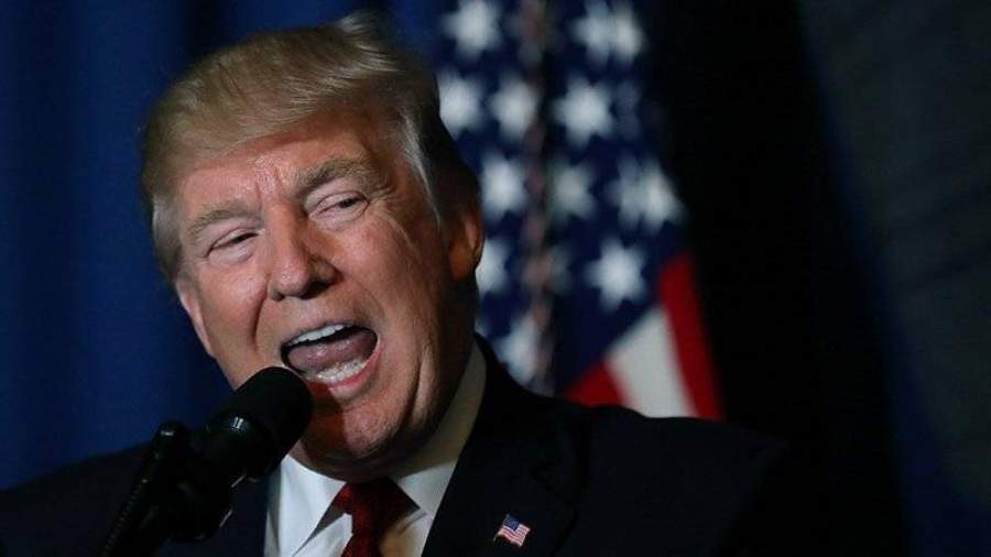 Трамп обсуждает введение новых санкций против РФ и Ирана