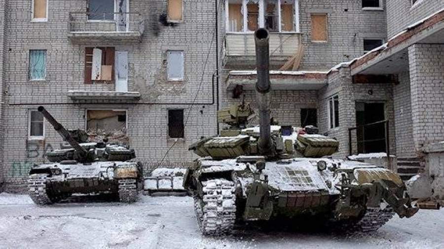 Песков: Россия не отправляет добровольцев в Донбасс