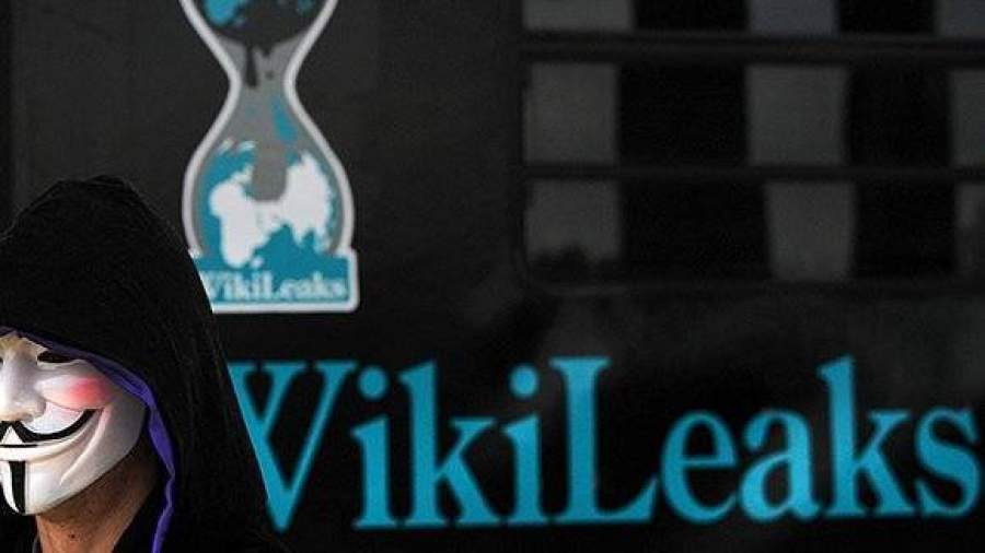 WikiLeaks: утечку из почты Клинтон организовал представитель Демпартии