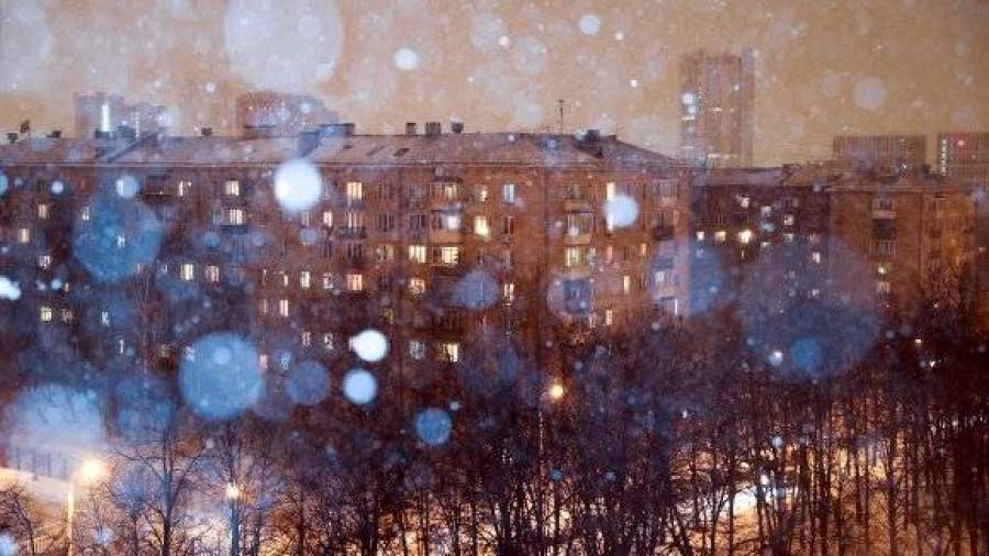 Выходные в Москве будут теплыми, но с небольшим снегом