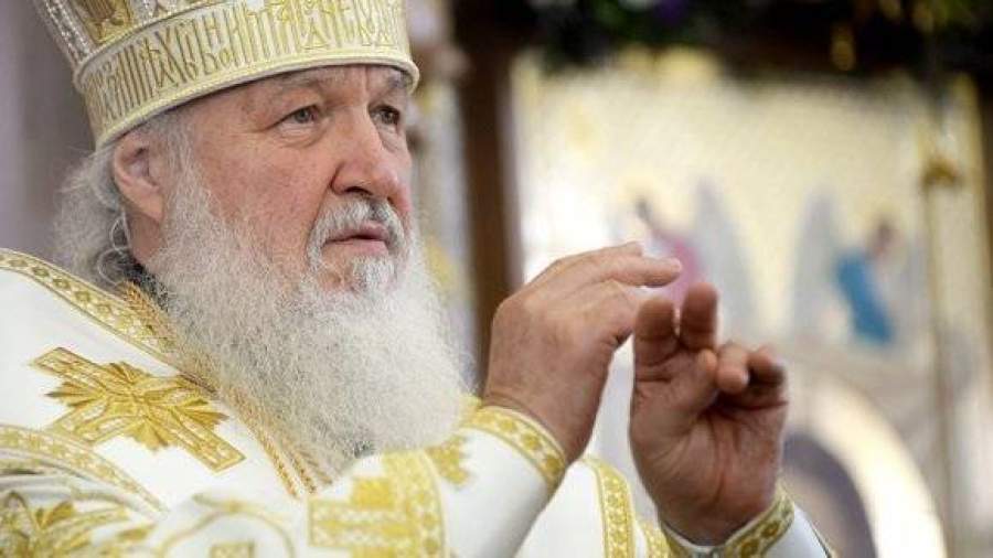 Патриарх Кирилл впервые совершил литургию с сурдопереводом