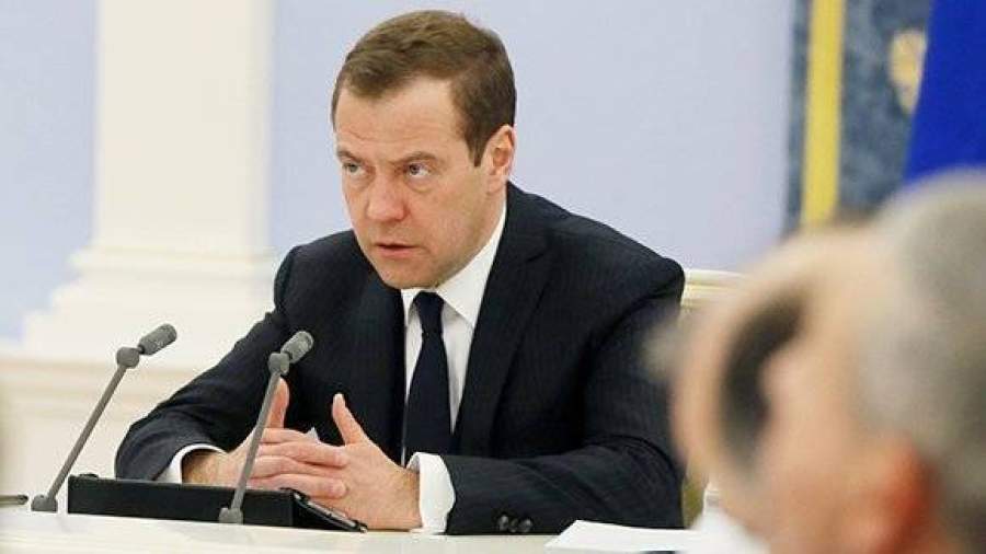 Медведев ожидает сохранения санкций в среднесрочном периоде