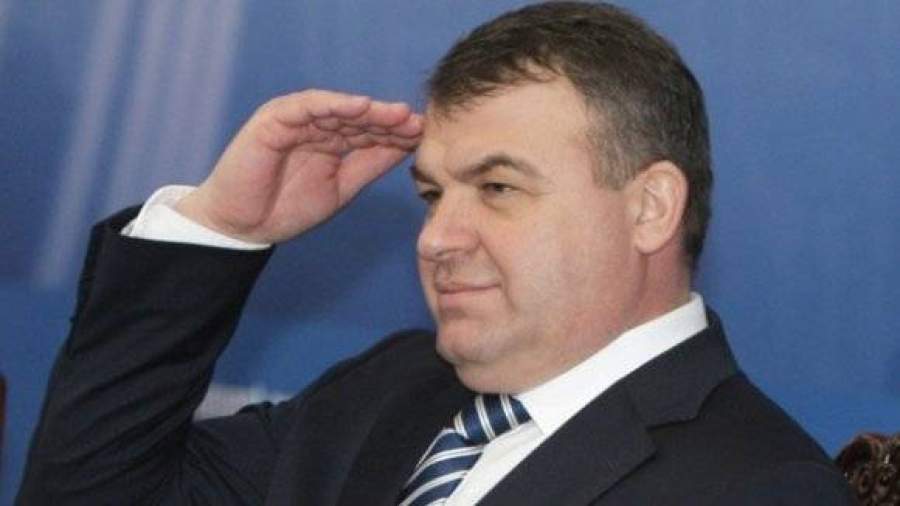 Сердюков стал одним из директоров «Вертолетов России»