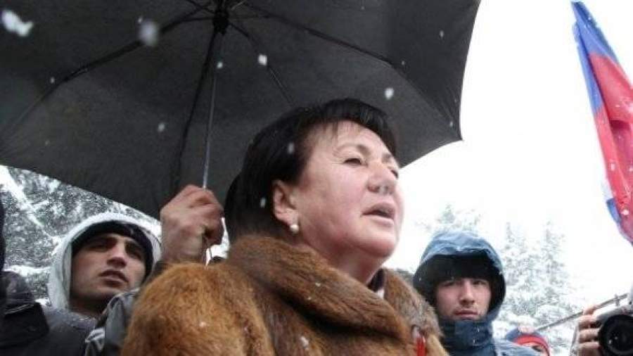 Джиоева планирует стать главнокомандующим не раньше инаугурации