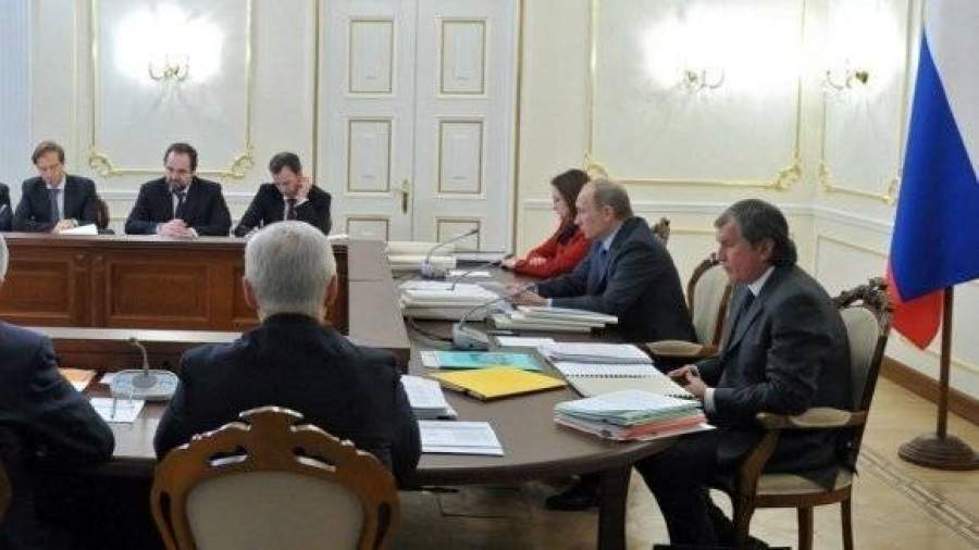 Путин выразил недовольство дисциплиной в ТЭКе