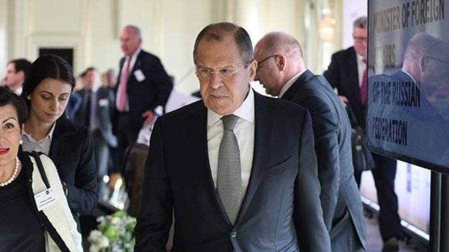 Лавров: экономику РФ не получится «порвать в клочья»