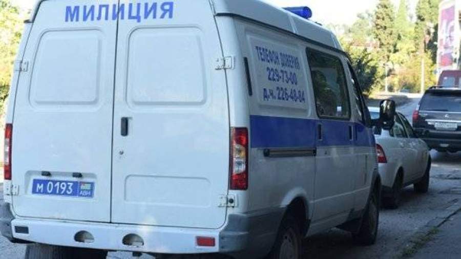 Источник «Известий»: бомба взорвалась у преступника в руках в Сухуме