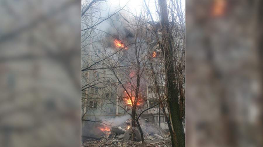 Появились первые фото и видео с места взрыва в жилом доме в Волгограде