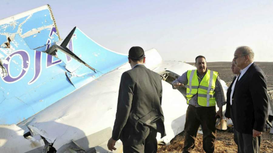 Reuters: бомбу на борт A321 пронес механик Egyptair, связанный с ИГИЛ