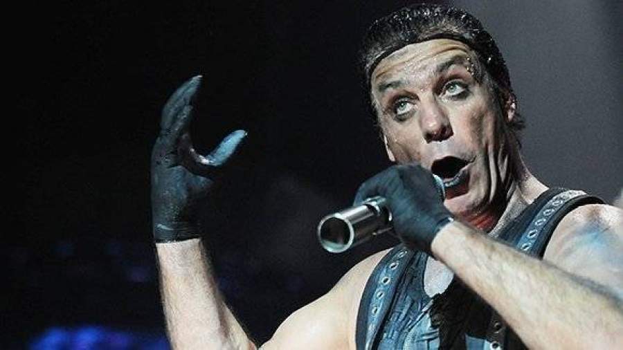 Солист Rammstein представит в Москве свои стихи