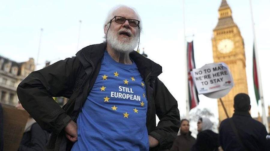 Закон о Brexit вступил в силу