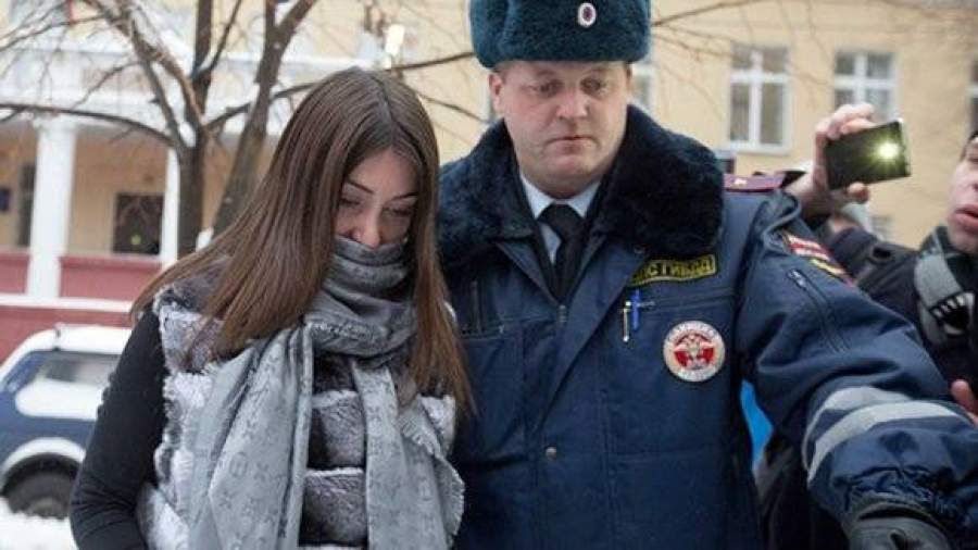 Стритрейсершу Багдасарян приговорили к 40 часам обязательных работ