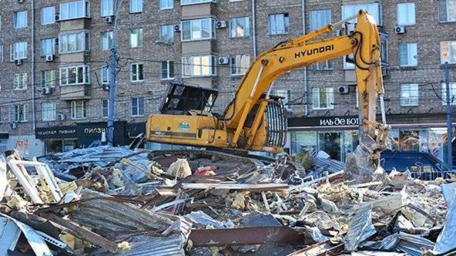 В Москве ночью снесли более 100 объектов незаконного самостроя. Видео