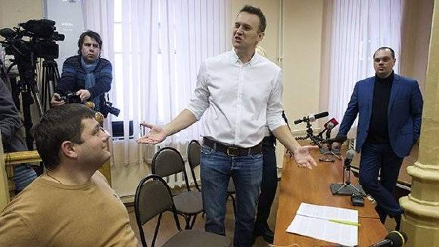 Навального приговорили к условному наказанию