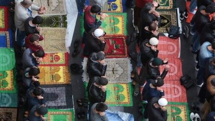 Мусульмане всего мира отмечают Курбан-байрам