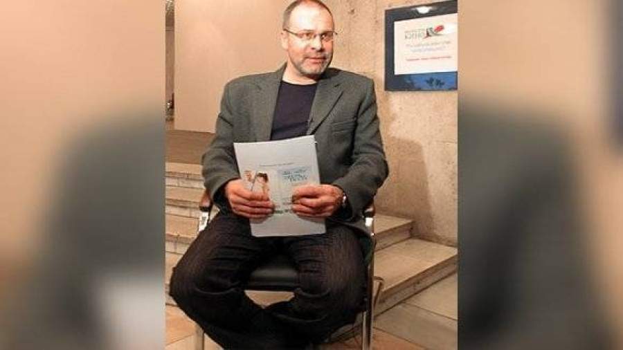 У кинорежиссера Шенгелия в московском кафе украли сумку с документами