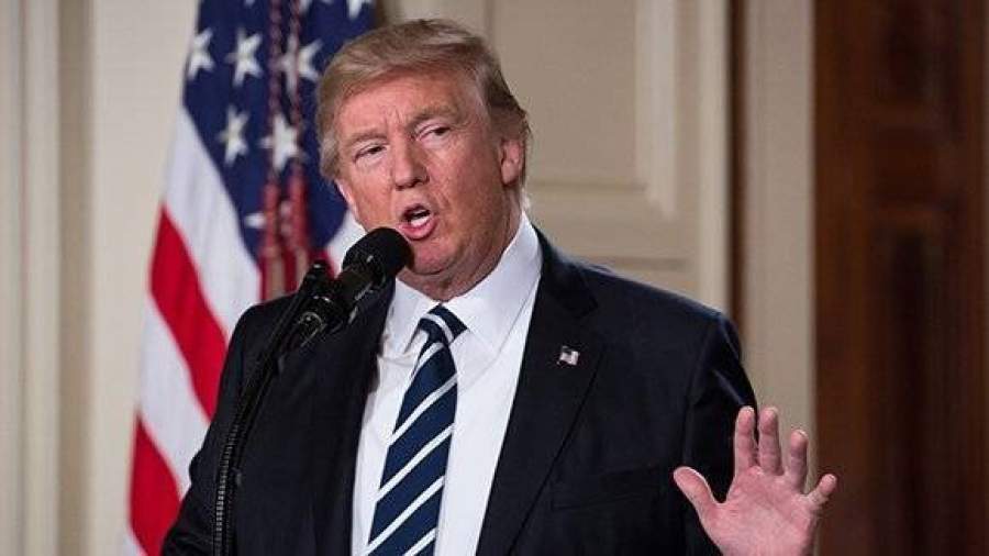 Трамп обвинил «людей Обамы» в утечках информации из Белого дома