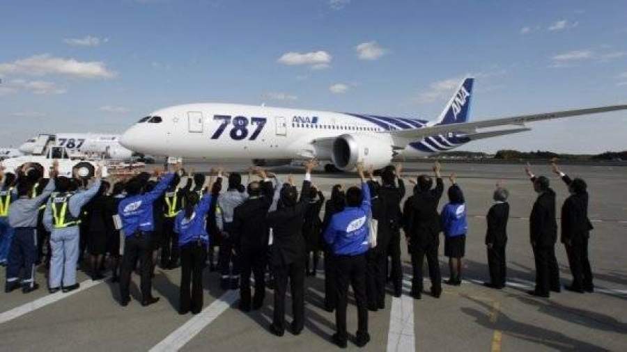 Dreamliner отправился в первый рейс с трехлетней задержкой