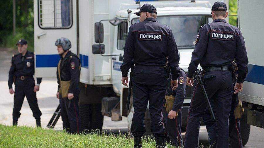 В Якутске задержали ночью на улице 61 подростка