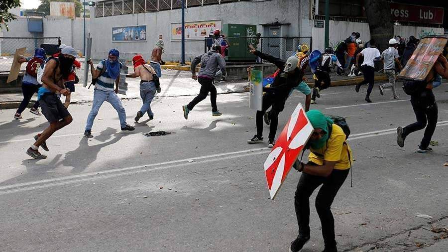 Оппозиция в Венесуэле зовет народ на двухдневную забастовку