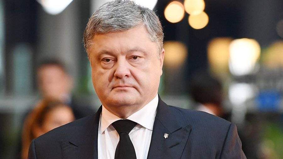 Порошенко приветствует принятие Конгрессом США нового пакета санкций против РФ Порошенко приветствует принятие Конгрессом США нового пакета санкций против РФ