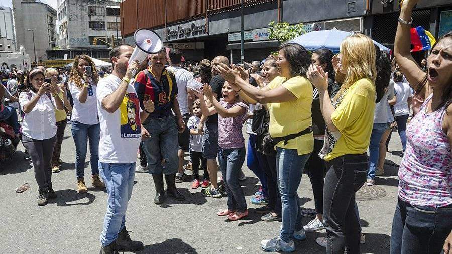 Оппозиция Венесуэлы объявила о новых акциях протеста