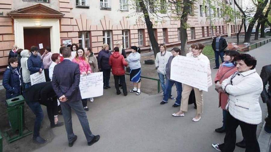 Мэрия разъяснит детали реновации через депутатов