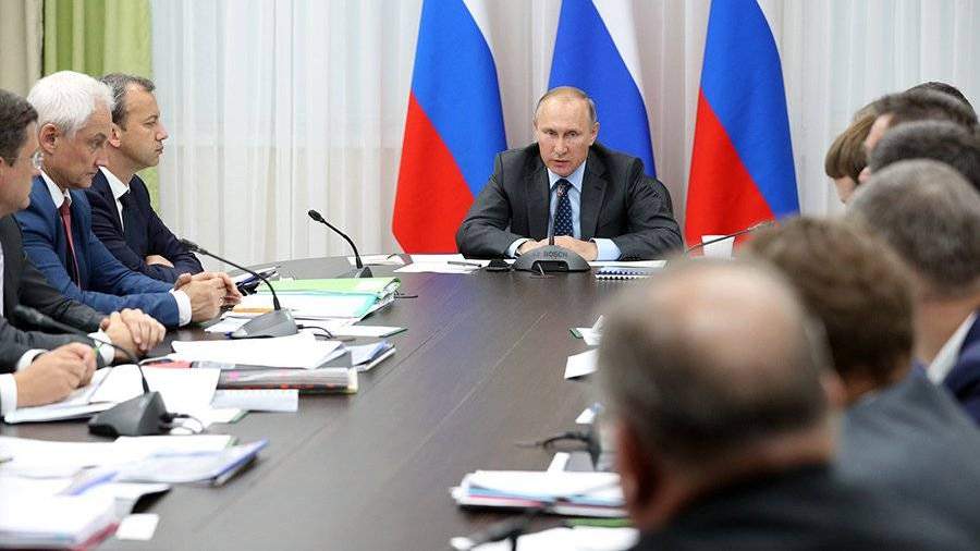 Путин поручил Минэнерго изучить причины масштабного энергосбоя на далеком Востоке