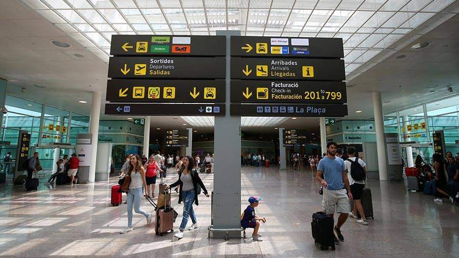 Персонал службы безопасности в аэропорту Барселоны начинает бессрочную забастовку