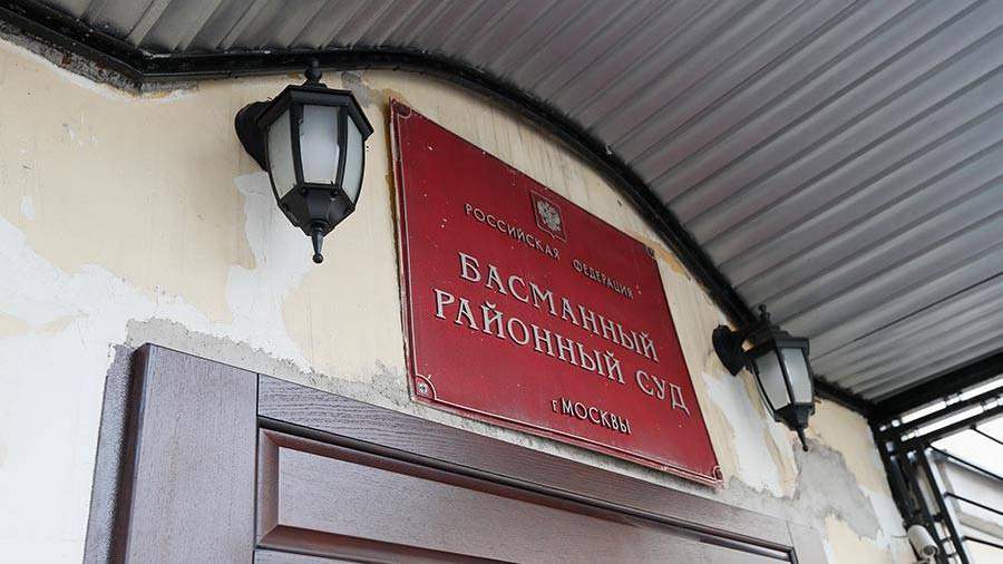 Замглавы президентской авиации арестовали по делу о хищениях Замглавы президентской авиации арестовали по делу о хищениях