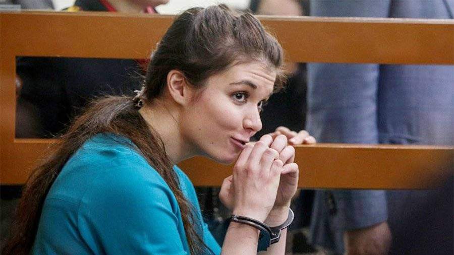 Варвара Караулова будет учиться в колонии на юриста Варвара Караулова будет учиться в колонии на юриста