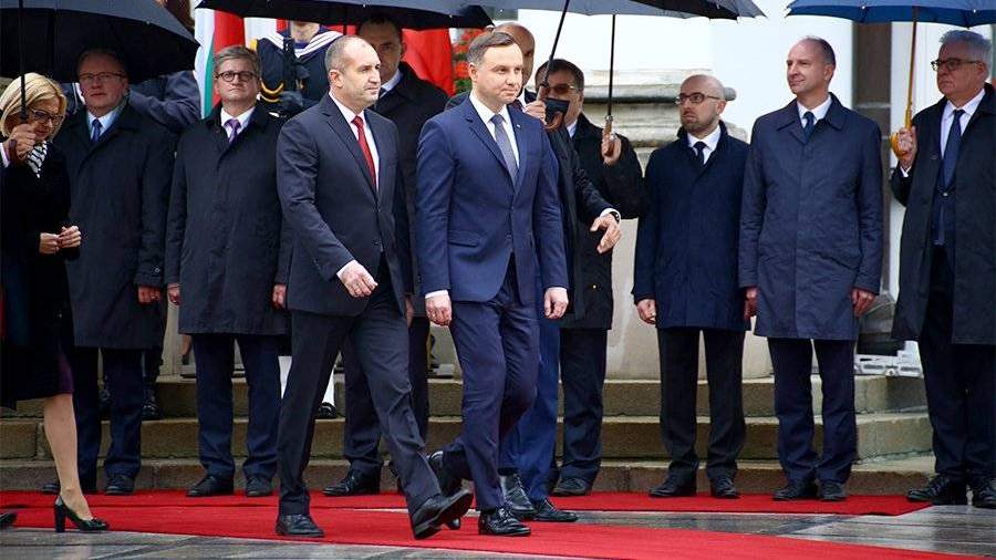 Президент Болгарии выступил за отмену антироссийских санкций Президент Болгарии выступил за отмену антироссийских санкций