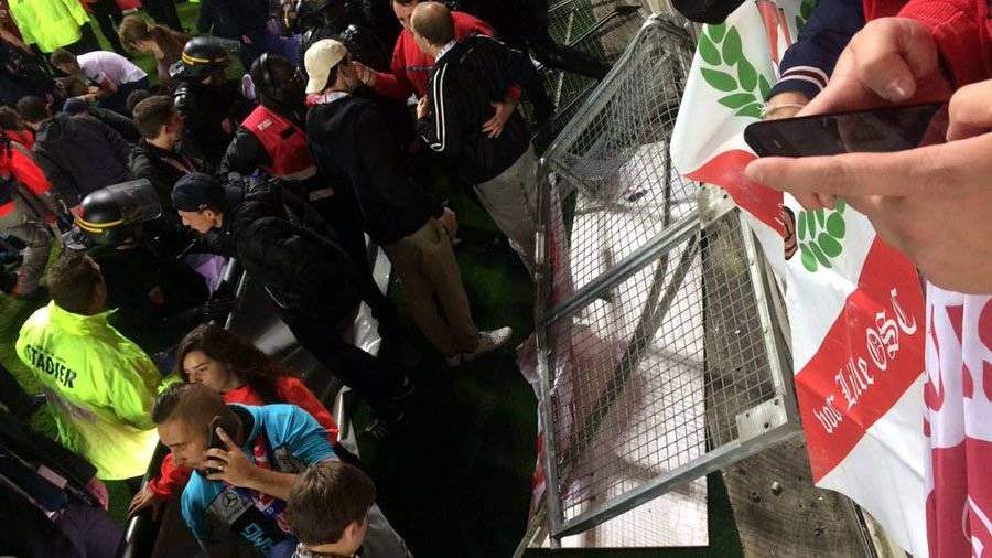 lill obvinil amen v obrushenii tribuny na stadione vo vremya matcha novosti izvestiya 01 10 2017