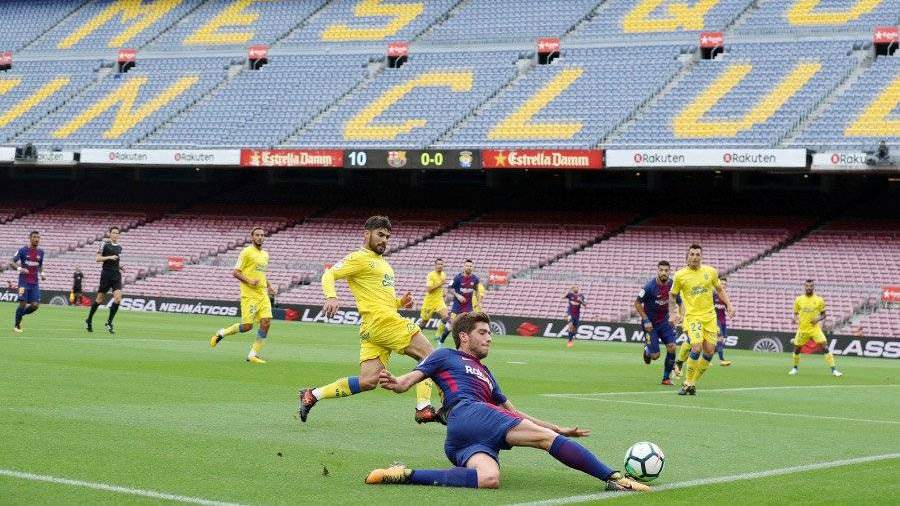 barselona razgromila las palmas na pustom stadione novosti izvestiya 01 10 2017