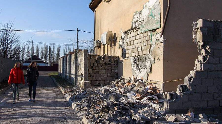 Украинские силовики за сутки 60 раз обстреляли территорию ДНР
