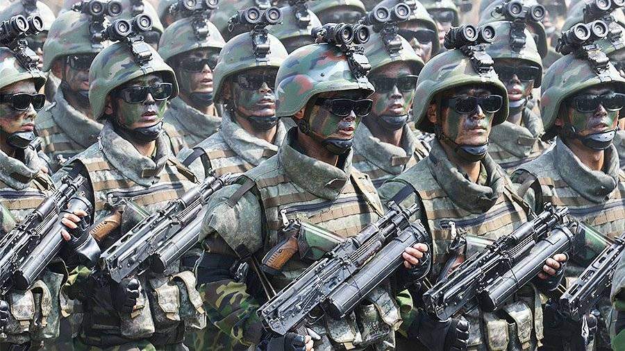 Власти Японии назвали 4 сценария войны на Корейском полуострове