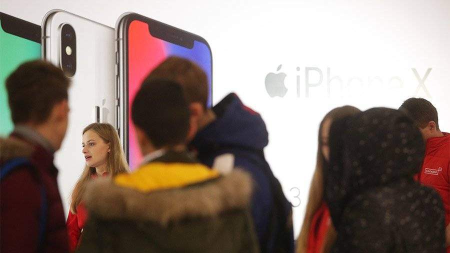 В России в ноябре было продано рекордное количество iPhone X Новости интернета И