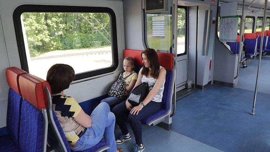 Интерьер пассажирского вагона поездов Штадлер для метро Минска | D3 design