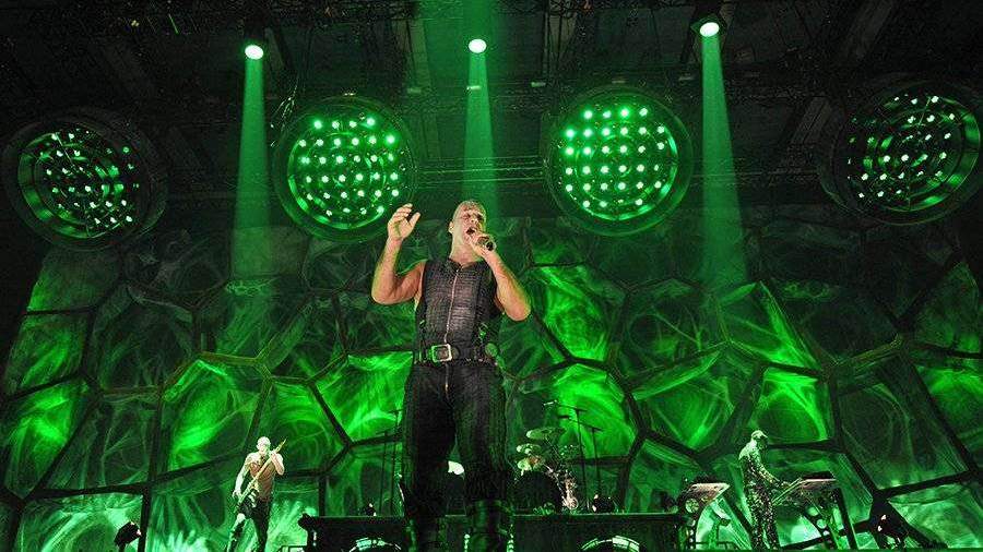 Rammstein: Live aus Berlin (видео) () — altaifish.ru