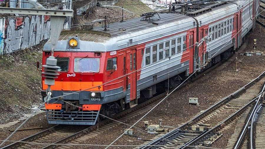 Электричка С Центра До Новогодней