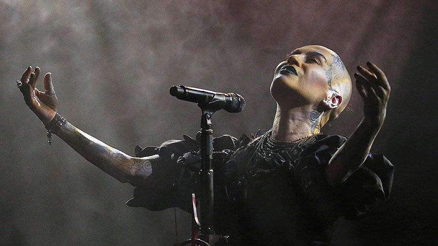 Наргиз обвинила Серябкину в своем уходе из лейбла Фадеева 