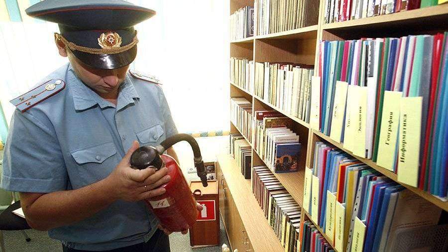 Пожарную безопасность проверили во всех подмосковных школах 