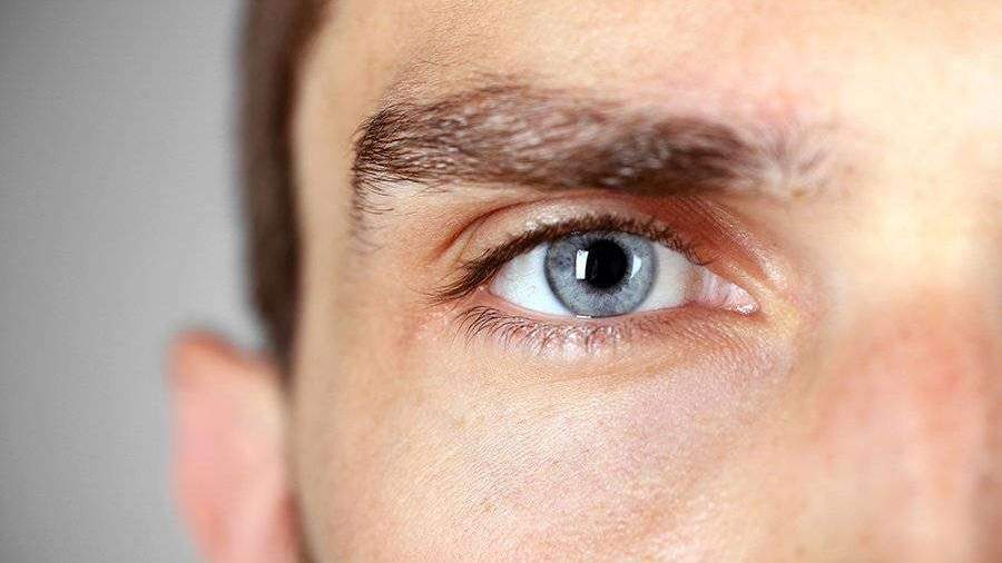Нервный тик глаза – что значит, как проявляется