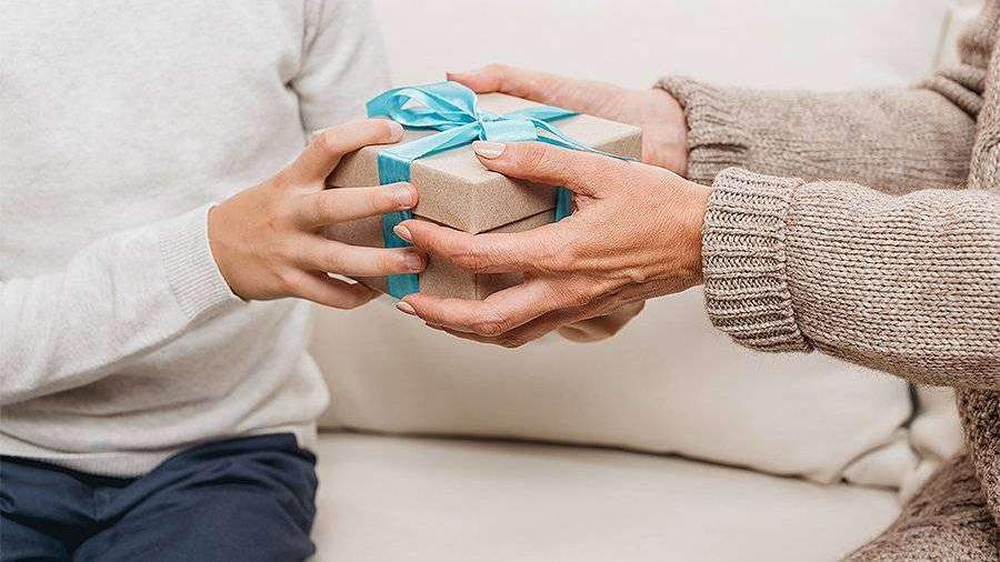 ВЦИОМ рассказал о желаемых подарках на 23 февраля
