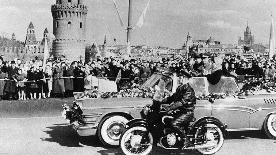 Автомобиль Юрия Гагарина ЗИЛ-111В не удалось продать на аукционе
