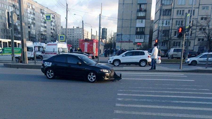 Умер пострадавший при наезде на пешеходов в Петербурге